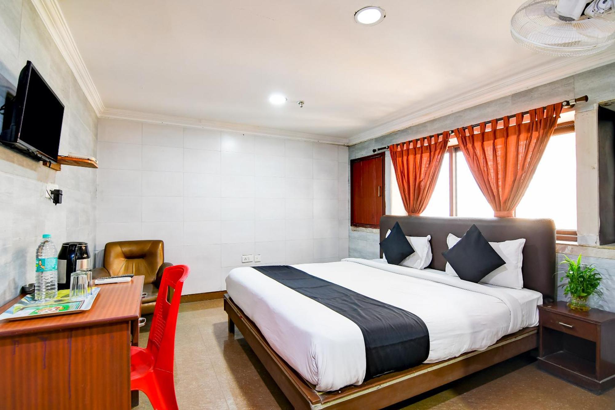 Brill Raj Palace Near City Centre 2 Kolkata Bagian luar foto