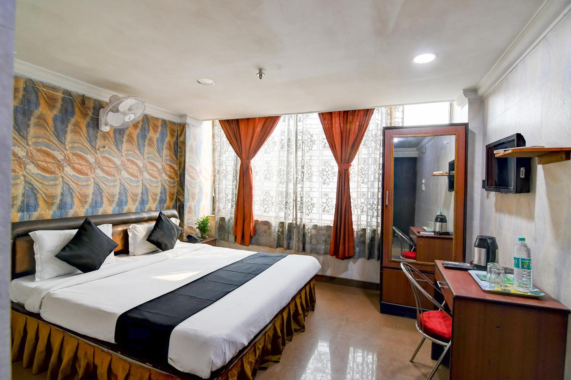 Brill Raj Palace Near City Centre 2 Kolkata Bagian luar foto